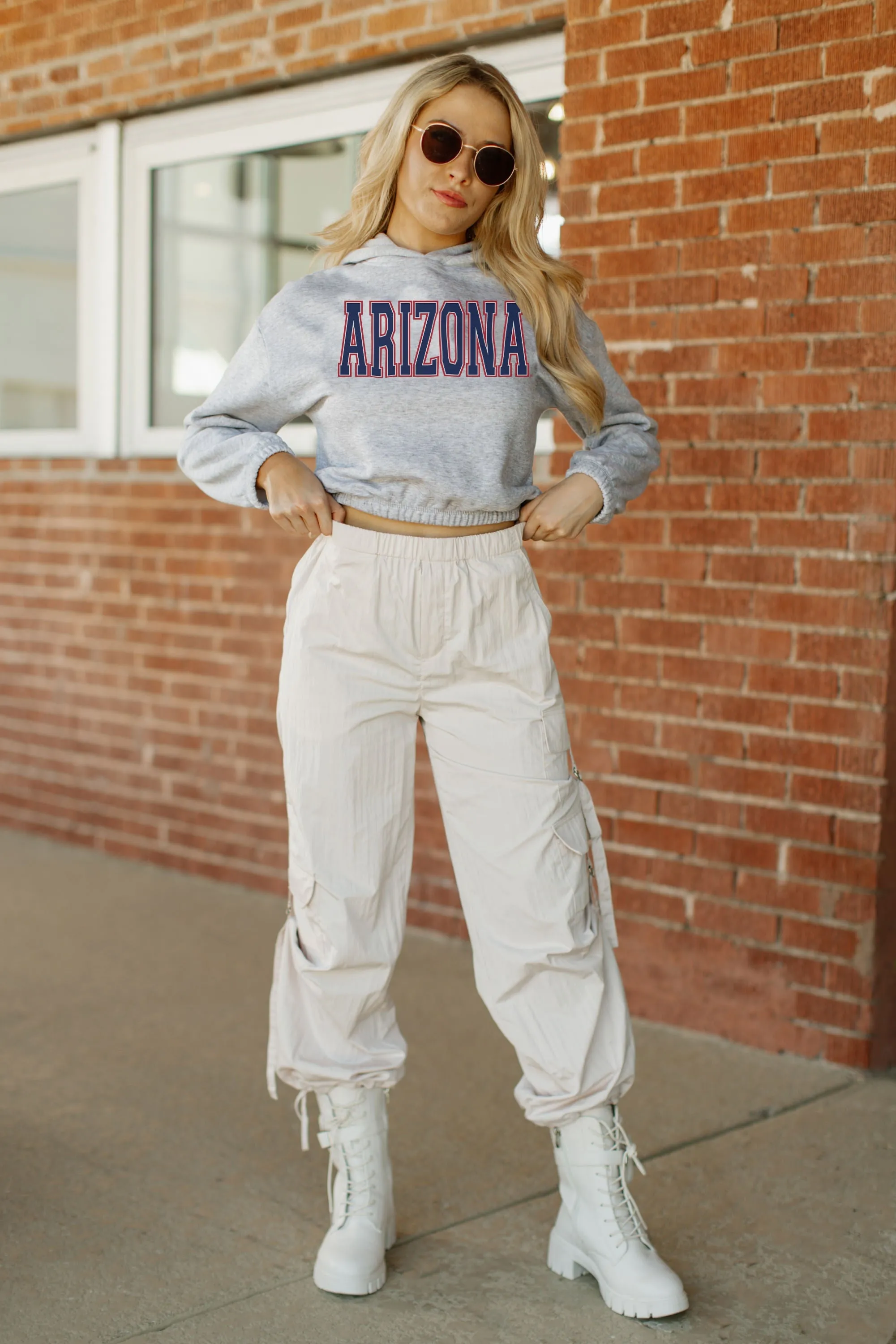 ARIZONA WILDCATS HEADED TO VICTORY BANDED CROPPED HOODIE BY MADI PREWETT TROUTT