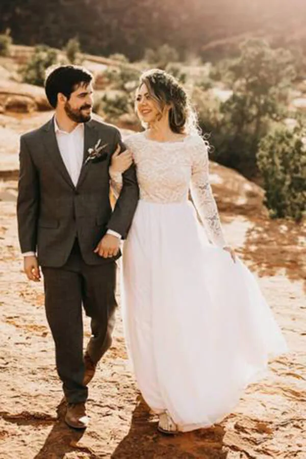 Modest Bohemian White Tulle & Lace Long Sleeve Beach Wedding Dresses, SW402