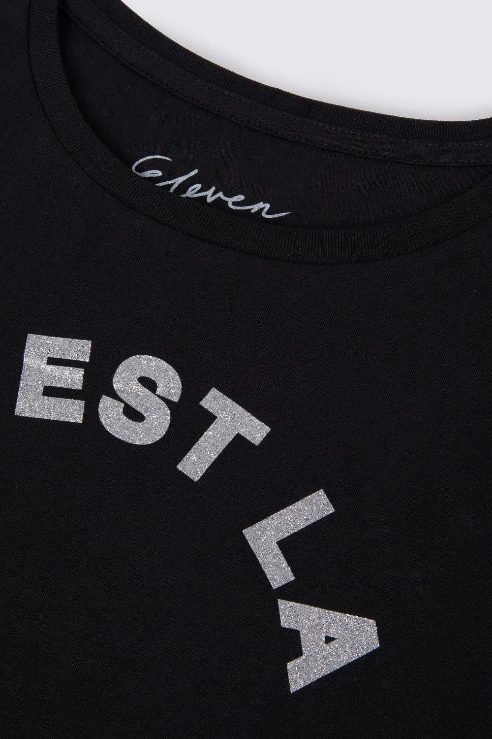 Où Est La Discothèque? Neat Fit T-Shirt (Black)