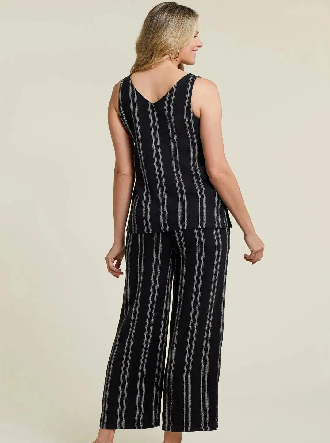 Pull On Flowy Crop Pant [Black/White-7704O]